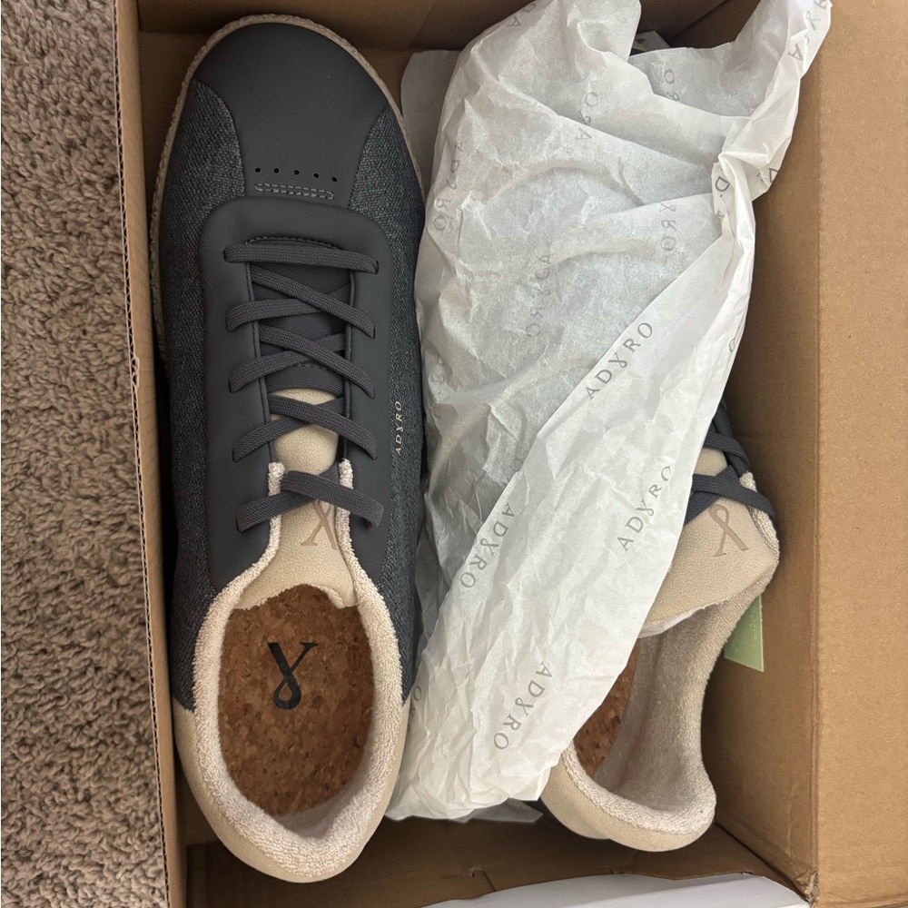 Men's Charcoal Gray and Cream Low-Top Sneakers